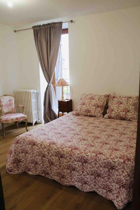 Maison Celeste Nuits-Saint-Georges Luaran gambar